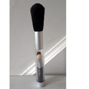 Elizabeth Arden 5-in-1 brushes travel set